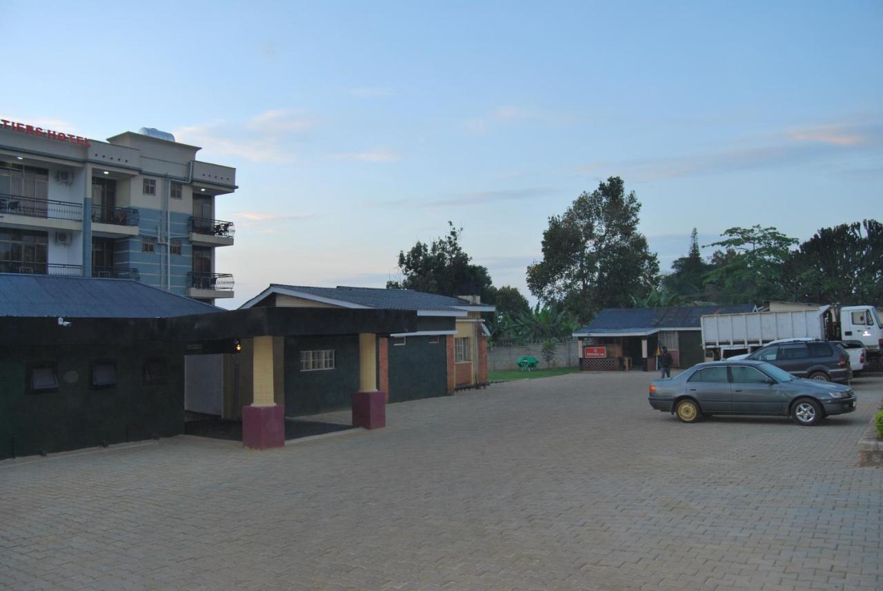 Frontiers Hotel Entebbe Exteriér fotografie