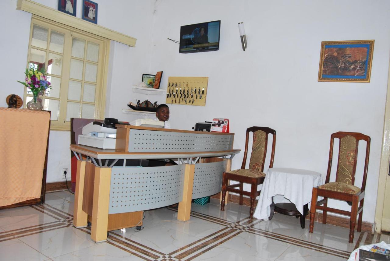 Frontiers Hotel Entebbe Exteriér fotografie