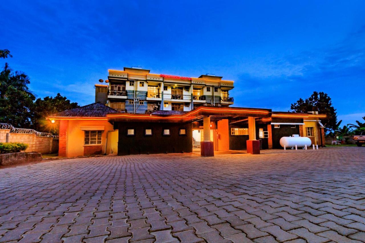 Frontiers Hotel Entebbe Exteriér fotografie