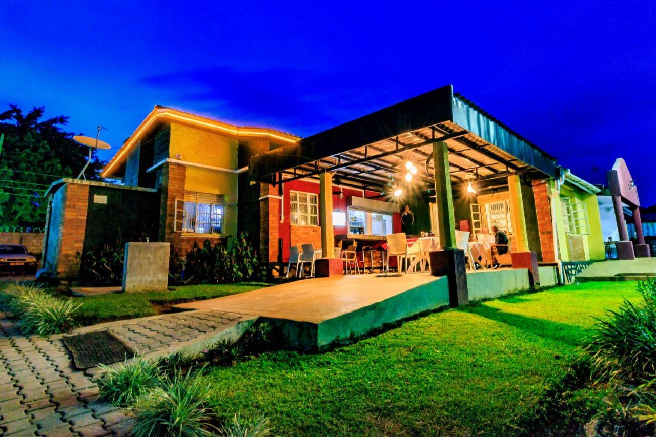Frontiers Hotel Entebbe Exteriér fotografie