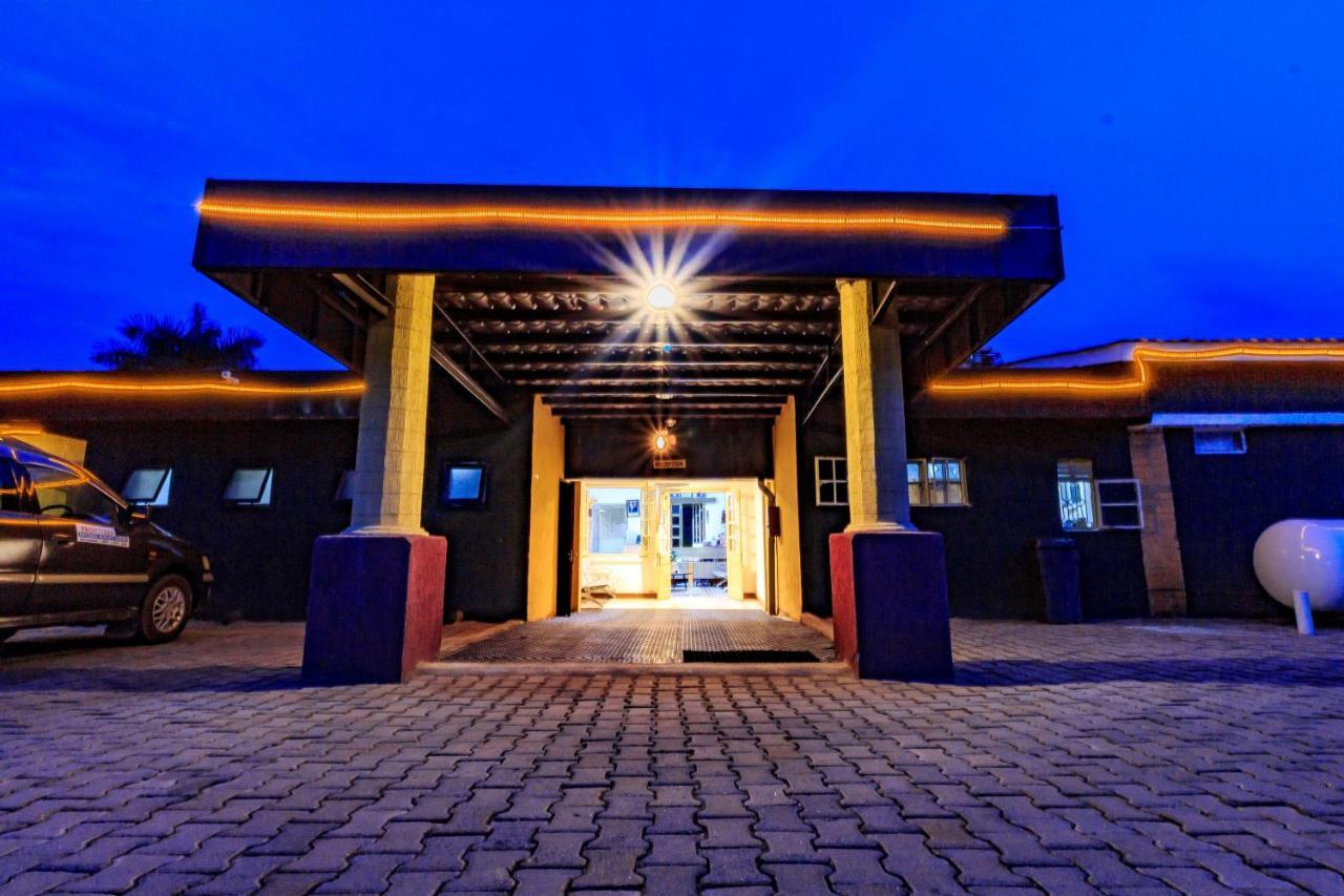 Frontiers Hotel Entebbe Exteriér fotografie
