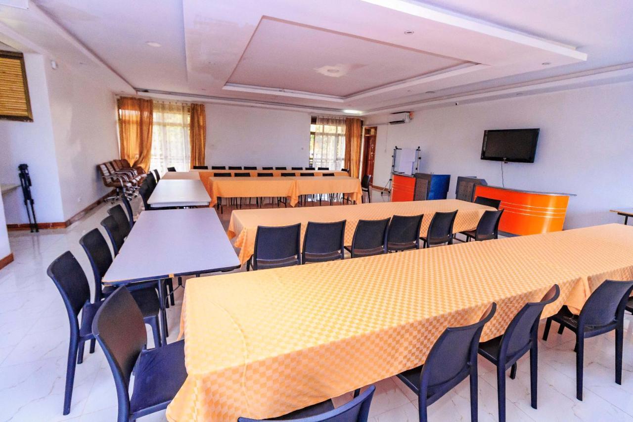 Frontiers Hotel Entebbe Exteriér fotografie